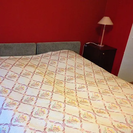 Center - Bellevue מלון 3*