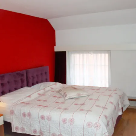 Hotel Center - Bellevue 3*