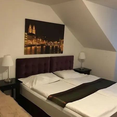 Hotel Center - Bellevue 3*